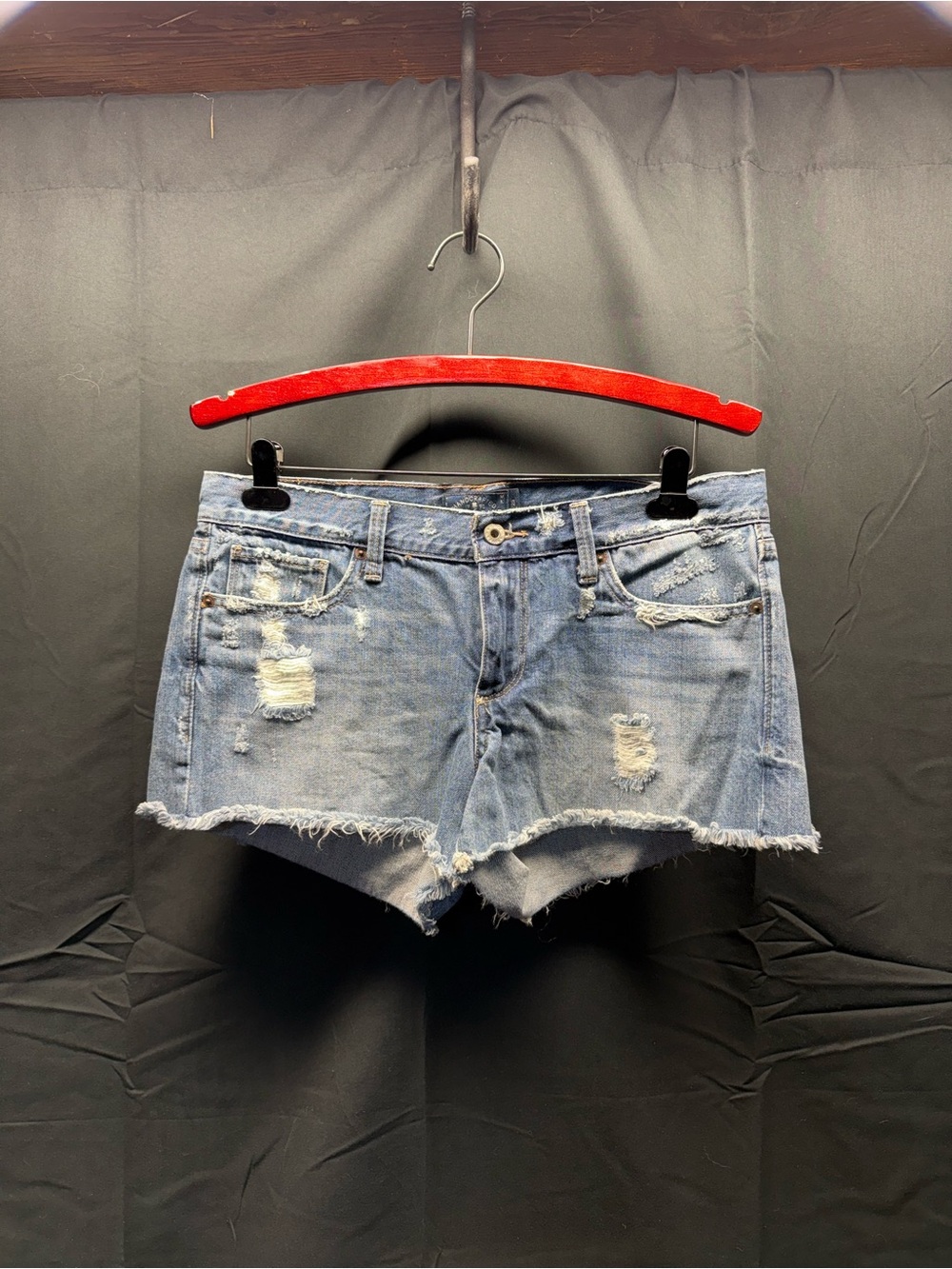 Lucky Brand Light Blue Distressed Denim Cutoff Shorts sz 6 (11an) - Picture 1 of 3